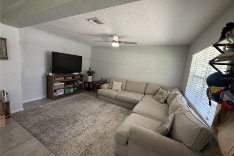 Casa en venta en Mount Dora, Florida, 3 dormitorios, 120.77 m2 № 2317277 - foto 8