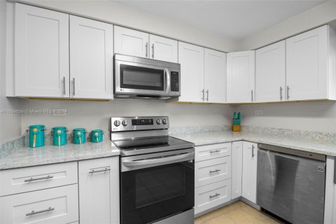 Купить виллу или дом в Марафон, Флорида 3 спальни, 142.88м2, № 1961910 - фото 14