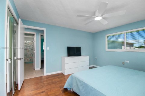 Купить виллу или дом в Марафон, Флорида 3 спальни, 142.88м2, № 1961910 - фото 23