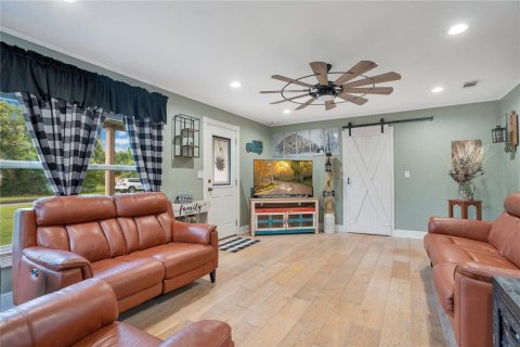 House in Mount Dora, Florida 3 bedrooms, 166.67 sq.m. № 1815663 - photo 4