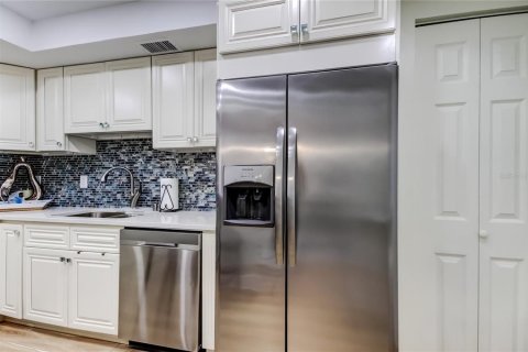Купить кондоминиум в Клируотер, Флорида 3 комнаты, 117.89м2, № 2148178 - фото 16