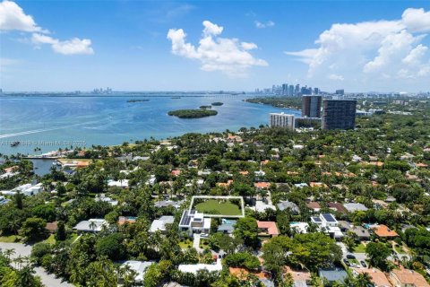 Land in Miami, Florida № 1890298 - photo 3