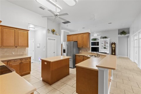 Villa ou maison à vendre à Cape Coral, Floride: 4 chambres, 235.04 m2 № 1528261 - photo 12