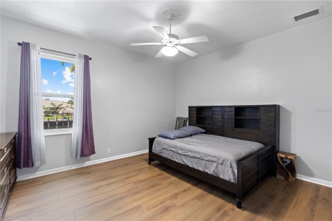 Villa ou maison à vendre à Cape Coral, Floride: 4 chambres, 235.04 m2 № 1528261 - photo 26