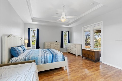 Villa ou maison à vendre à Cape Coral, Floride: 4 chambres, 235.04 m2 № 1528261 - photo 21