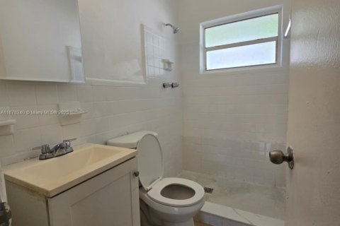 Apartamento en alquiler en Fort Lauderdale, Florida, 1 dormitorio, 51.1 m2 № 1923272 - foto 6
