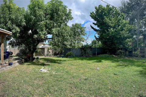 Villa ou maison à louer à Miami, Floride: 4 chambres, 157.93 m2 № 1872185 - photo 28