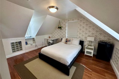 Villa ou maison à louer à Miami, Floride: 4 chambres, 157.93 m2 № 1872185 - photo 18