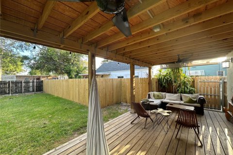 Villa ou maison à louer à Miami, Floride: 4 chambres, 157.93 m2 № 1872185 - photo 26