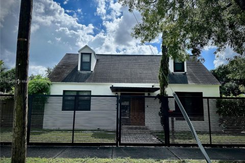 Villa ou maison à louer à Miami, Floride: 4 chambres, 157.93 m2 № 1872185 - photo 6