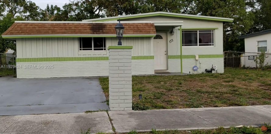 Villa ou maison à Fort Lauderdale, Floride 4 chambres, 101.45 m2 № 2193424