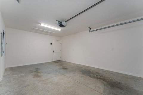 House in The Villages, Florida 3 bedrooms, 133.78 sq.m. № 2198615 - photo 25