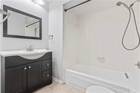 Copropriété à vendre à Largo, Floride: 2 chambres, 89.46 m2 № 2093832 - photo 17