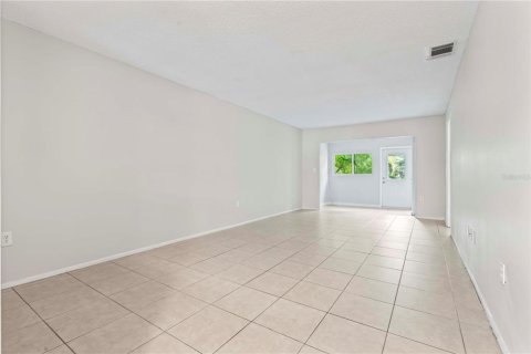 Copropriété à vendre à Largo, Floride: 2 chambres, 89.46 m2 № 2093832 - photo 9