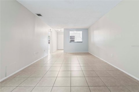 Copropriété à vendre à Largo, Floride: 2 chambres, 89.46 m2 № 2093832 - photo 11