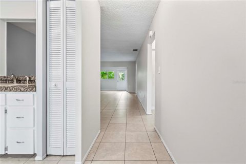 Copropriété à vendre à Largo, Floride: 2 chambres, 89.46 m2 № 2093832 - photo 3