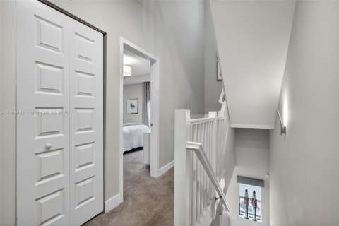 Adosado en venta en Doral, Florida, 4 dormitorios, 200.95 m2 № 1966199 - foto 18