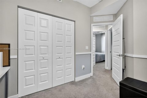 Adosado en venta en Doral, Florida, 4 dormitorios, 200.95 m2 № 1966199 - foto 22