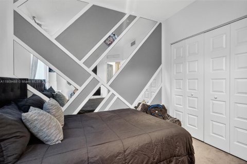 Adosado en venta en Doral, Florida, 4 dormitorios, 200.95 m2 № 1966199 - foto 24