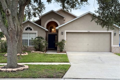 House in Riverview, Florida 3 bedrooms, 146.97 sq.m. № 1899895 - photo 1