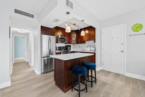 Condominio en venta en Fort Lauderdale, Florida, 2 dormitorios, 111.11 m2 № 2179657 - foto 2