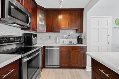 Condominio en Fort Lauderdale, Florida, 2 dormitorios  № 2179657