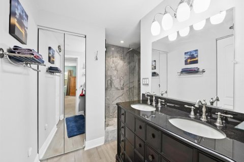 Condominio en venta en Fort Lauderdale, Florida, 2 dormitorios, 111.11 m2 № 2179657 - foto 12