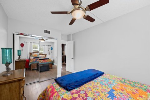 Condominio en venta en Fort Lauderdale, Florida, 2 dormitorios, 111.11 m2 № 2179657 - foto 16