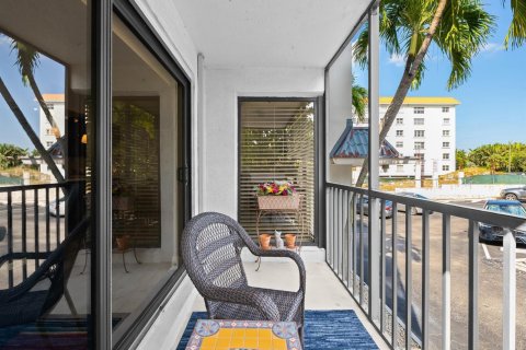 Condominio en venta en Fort Lauderdale, Florida, 2 dormitorios, 111.11 m2 № 2179657 - foto 18