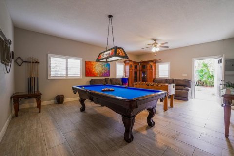 House in Kissimmee, Florida 5 bedrooms, 289.39 sq.m. № 1769306 - photo 26