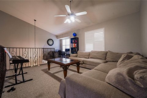 House in Kissimmee, Florida 5 bedrooms, 289.39 sq.m. № 1769306 - photo 25