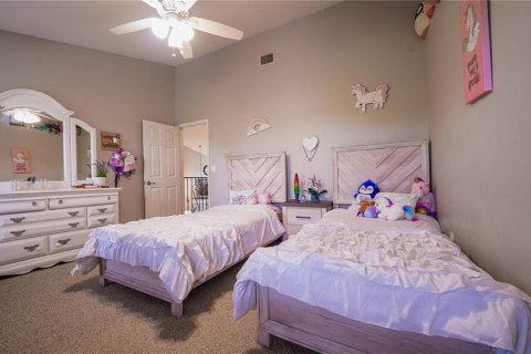 House in Kissimmee, Florida 5 bedrooms, 289.39 sq.m. № 1769306 - photo 19