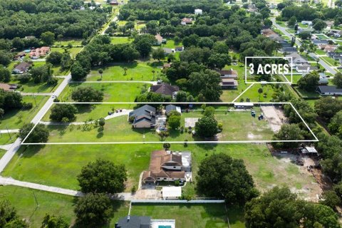 House in Kissimmee, Florida 5 bedrooms, 289.39 sq.m. № 1769306 - photo 5
