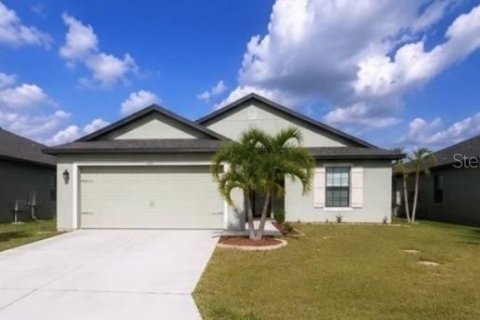 House in Lehigh Acres, Florida 3 bedrooms, 143.07 sq.m. № 2215252