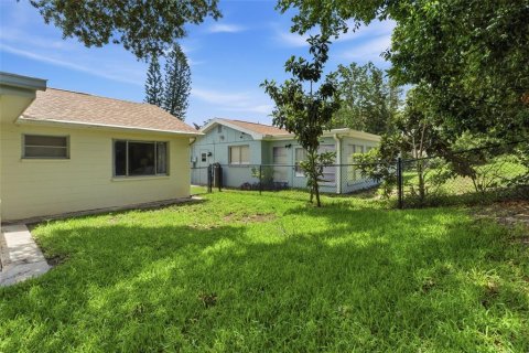 House in Bayonet Point, Florida 2 bedrooms, 111.48 sq.m. № 2120641 - photo 28