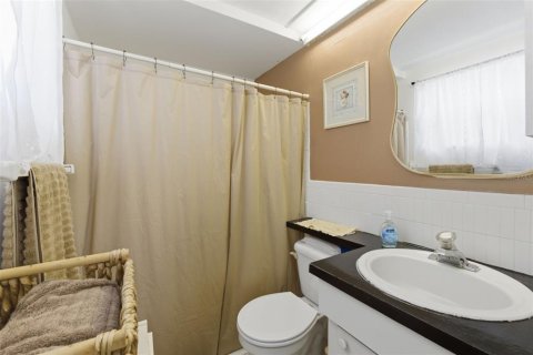 House in Bayonet Point, Florida 2 bedrooms, 111.48 sq.m. № 2120641 - photo 7
