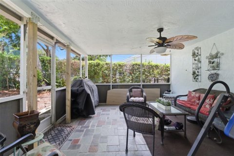 House in Bayonet Point, Florida 2 bedrooms, 111.48 sq.m. № 2120641 - photo 24