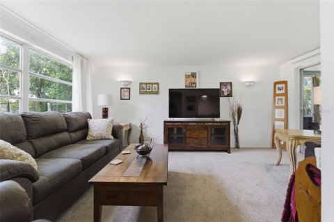 House in Bayonet Point, Florida 2 bedrooms, 111.48 sq.m. № 2120641 - photo 21