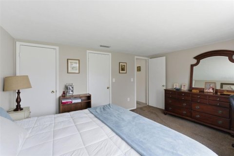 House in Bayonet Point, Florida 2 bedrooms, 111.48 sq.m. № 2120641 - photo 8