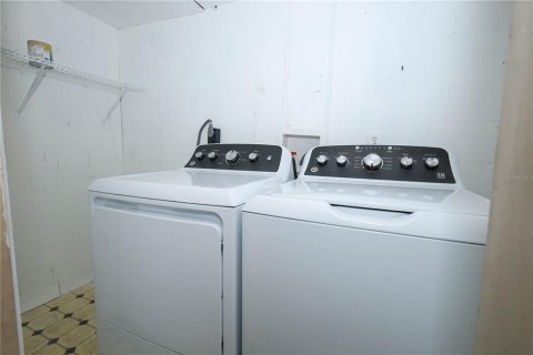 Condo in Casselberry, Florida, 3 bedrooms  № 1902312 - photo 22