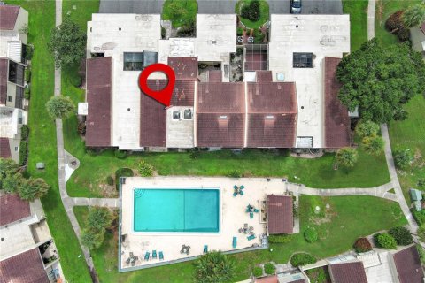 Condo in Casselberry, Florida, 3 bedrooms  № 1902312 - photo 26
