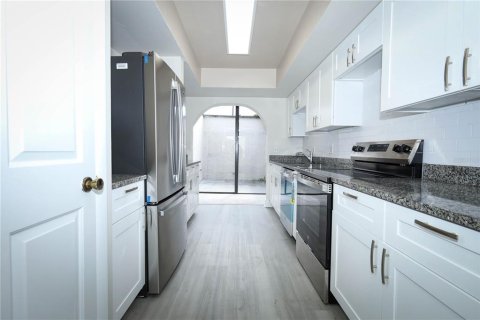 Condo in Casselberry, Florida, 3 bedrooms  № 1902312 - photo 7