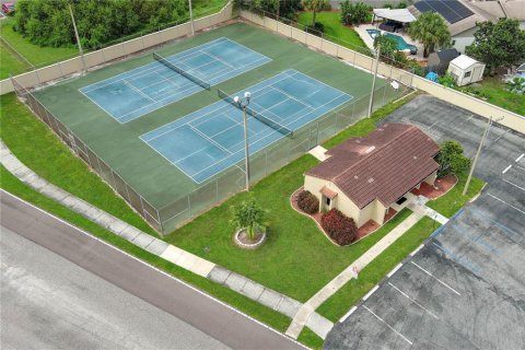 Condo in Casselberry, Florida, 3 bedrooms  № 1902312 - photo 30