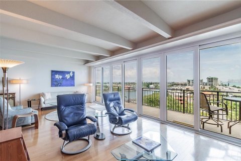 Copropriété à louer à Treasure Island, Floride: 2 chambres, 132.85 m2 № 2416378 - photo 19