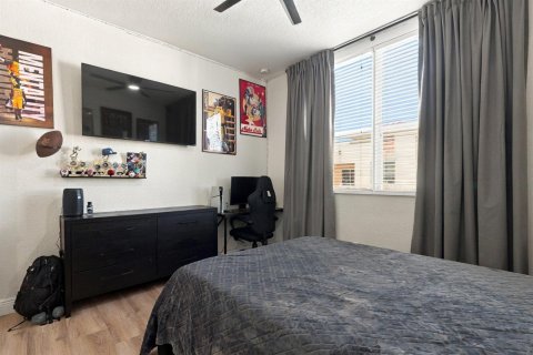 Condo in Port St. Lucie, Florida, 2 bedrooms  № 2376440 - photo 21