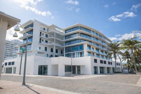 Copropriété à vendre à Hollywood, Floride: 1 chambre, 82.03 m2 № 2415783 - photo 6