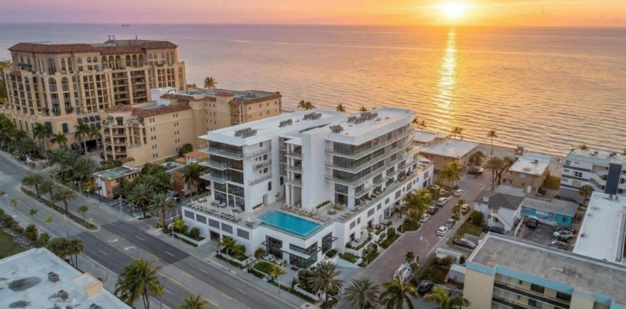 Studio à Condo à Hollywood, Floride  № 2415783
