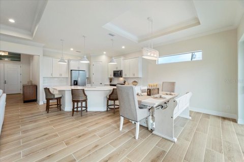 House in Port Charlotte, Florida 4 bedrooms, 196.21 sq.m. № 1724063 - photo 13
