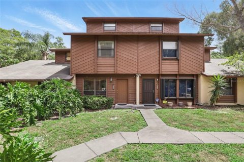 Condo in Apopka, Florida, 2 bedrooms  № 1637361 - photo 1