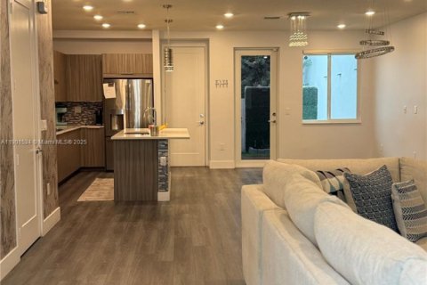 Townhouse in LANDMARK in Doral, Florida 3 bedrooms, 151.24 sq.m. № 1953185 - photo 6